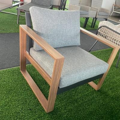 Gekleurde tuinmeubelen Aluminium Rattan Sofa Set voor luxe hoek Teapoy Tafel