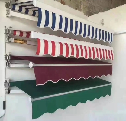 PU-gecoate zeil afwerking Volledig open type zonnescherm Awning KD