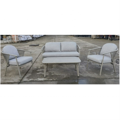 Buitentuinfurniture Aluminium Bistro Rattan Sofa Set met luxe koffietafel