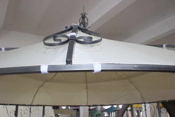 Stalen frame 3*2.9M Openwerk Patroon Spire Gazebo voor tuin High Energy Aanpasbaar