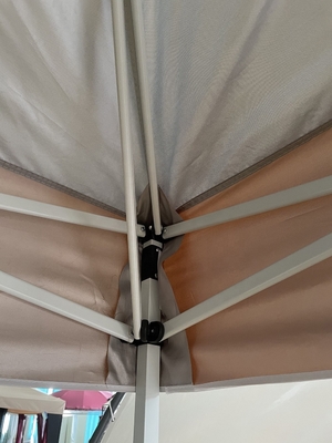 Custom 3 * 3m vouwbaar zwaar metaal frame Tuin Gazebos met staal frame