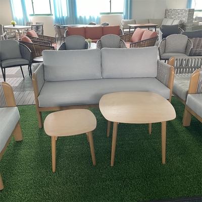 Aluminium tuinmeubilair met een luxueuze teapoe
