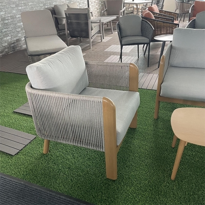 Aluminium tuinmeubilair met een luxueuze teapoe