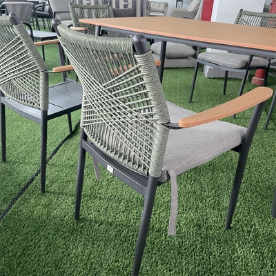 Aluminium Rattan Sofa Set Outdoor Tuinmeubilair met luxe tafel en postverpakking