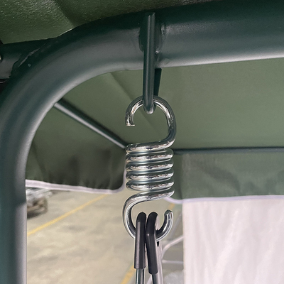 Buiten hangend bed modern ontwerp 3-persoons patio schommelstoel met stalen buis en dak
