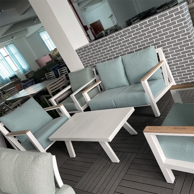 Buitentuinfurniture Aluminium Rattan Sofa Set voor Luxe Tafel Teapoy Bistro Diner
