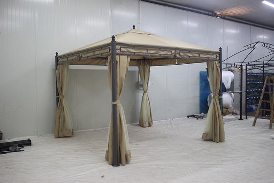 Gemakkelijk te monteren tuin metalen tribune 3*3*2.75M met polyester bovendeel en zijwanden