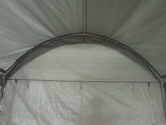 Aanpasbare outdoor autoverbergingsruimte 3*6 Makkelijk te monteren carports voor parkeer tent
