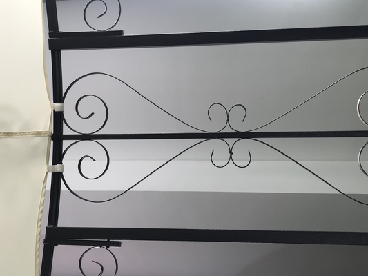 Polyesterstofmateriaal 3*2.9M Openwerk Patroon Spire High Energy Gazebo voor tuin